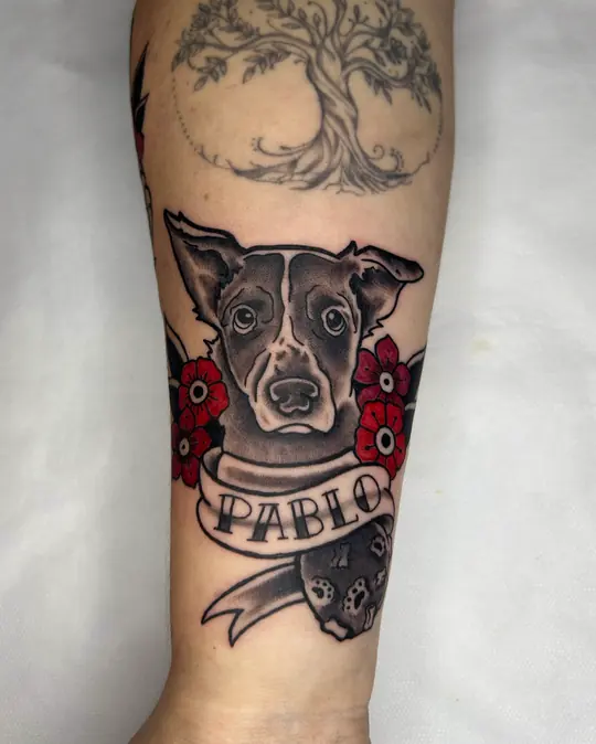 Tatuagem Pets em old school, de Yogi
